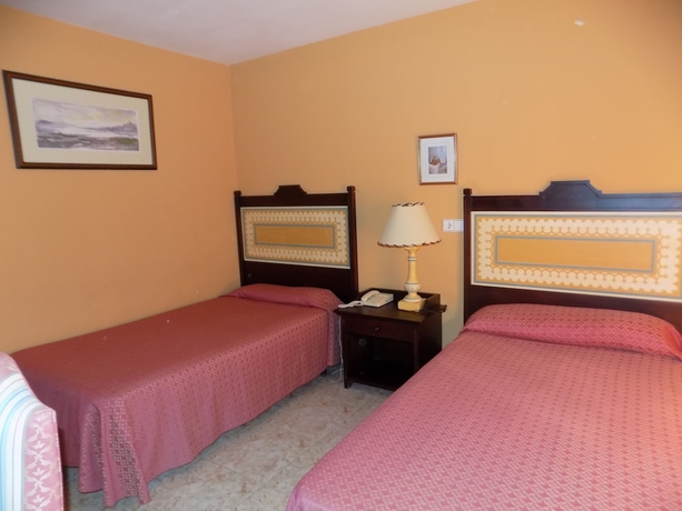 Imagen de la habitación del Hotel La Barca, Lepe . Foto 7