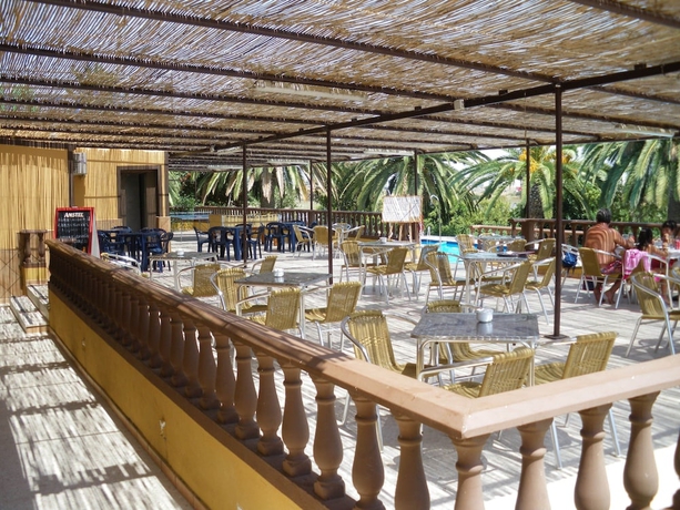 Imagen de los exteriores del Hotel La Barca, Lepe . Foto 9