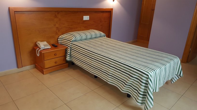 Imagen de la habitación del Hotel La Barca, Pedro Muñoz. Foto 5