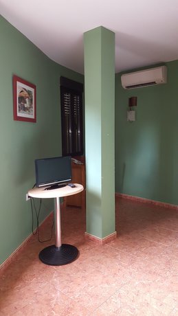 Imagen de la habitación del Hotel La Barca, Pedro Muñoz. Foto 17