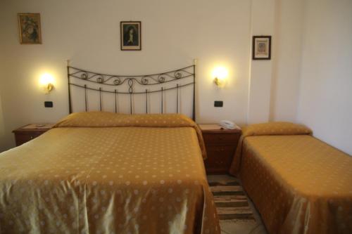 Imagen de la habitación del Hotel La Barcarola. Foto 5