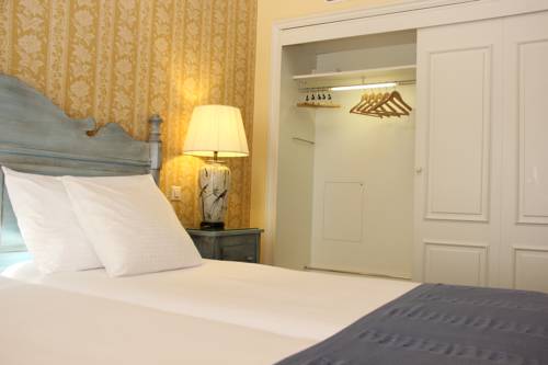 Imagen de la habitación del Hotel La Barcarolle. Foto 12