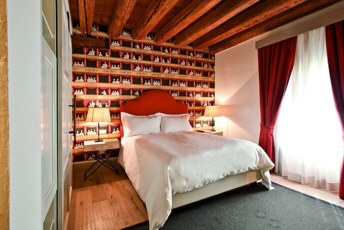 Imagen de la habitación del Hotel La Barchessa di Villa Pisani. Foto 14