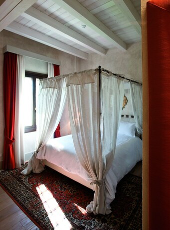 Imagen de la habitación del Hotel La Barchessa di Villa Pisani. Foto 16