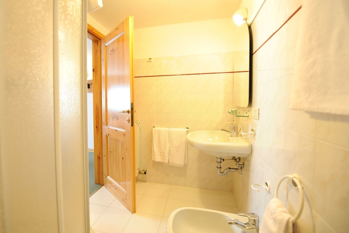 Imagen de la habitación del Hotel La Barme. Foto 7