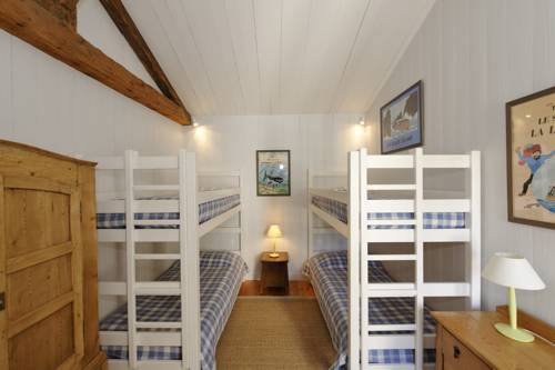 Imagen de la habitación del Hotel La Baronnie Hôtel & SPA. Foto 15