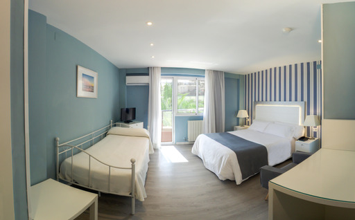 Imagen de la habitación del Hotel La Barracuda. Foto 5