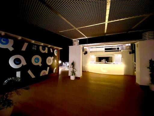 Imagen de los interiores del Hotel La Barracuda. Foto 17