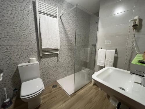 Imagen de la habitación del Hotel La Bas&iacute;lica. Foto 18