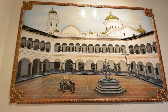 Imagen de la habitación del Hotel La Basílica Quito. Foto 8