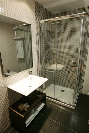 Imagen de la habitación del Hotel La Bastida. Foto 16