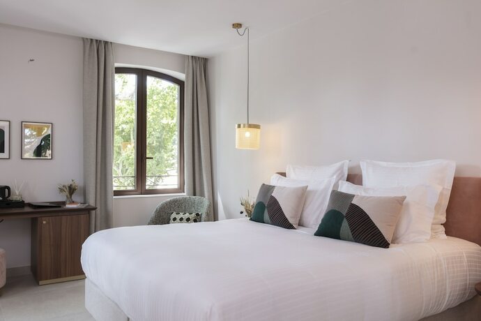 Imagen de la habitación del Hotel La Bastide Bourrelly - Mathias Dandine. Foto 9