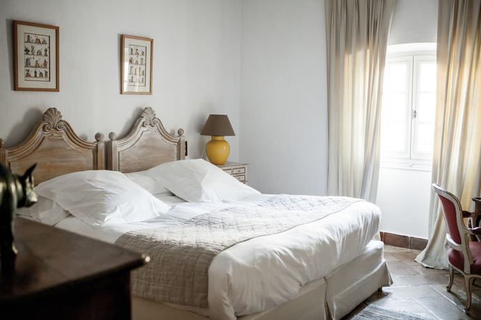 Imagen de la habitación del Hotel La Bastide De Moustiers. Foto 4