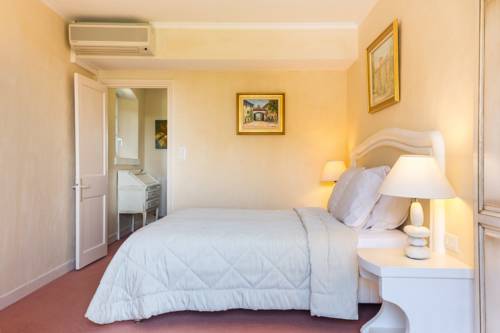 Imagen de la habitación del Hotel La Bastide De Tourtour and Spa. Foto 6