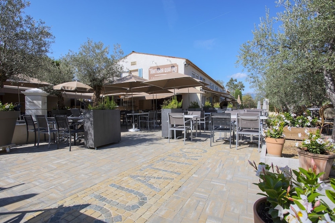 Imagen del bar/restaurante del Hotel La Bastide De Valbonne. Foto 6