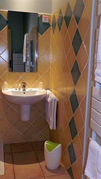 Imagen de la habitación del Hotel La Bastide D'iris. Foto 9