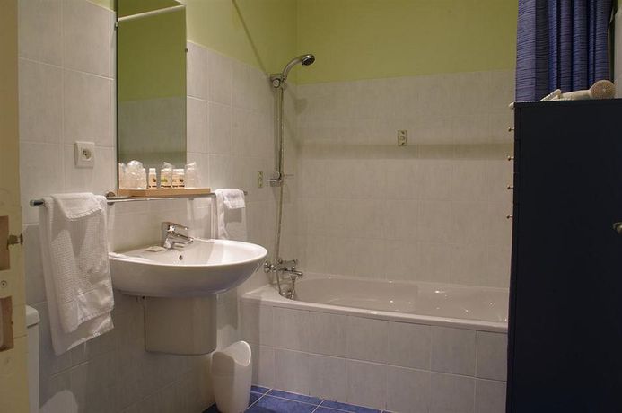 Imagen de la habitación del Hotel La Bastide D'iris. Foto 12