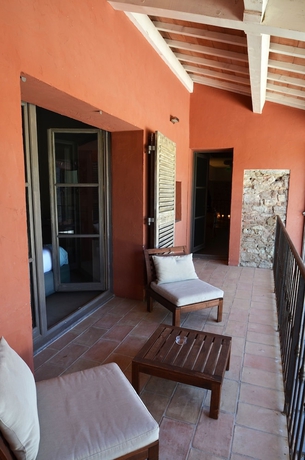 Imagen de la habitación del Hotel La Bastide Du Clos Des Roses. Foto 6