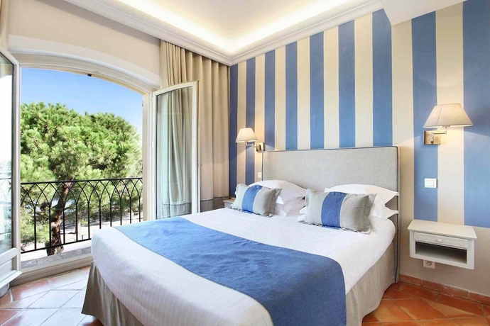 Imagen de la habitación del Hotel La Bastide Du Port. Foto 14