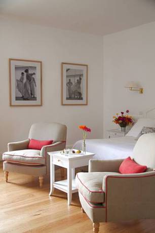 Imagen de la habitación del Hotel La Bastide. Foto 11