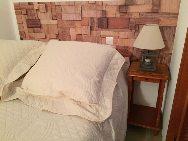 Imagen de la habitación del Hotel La Bastide, LE LAVANDOU. Foto 13