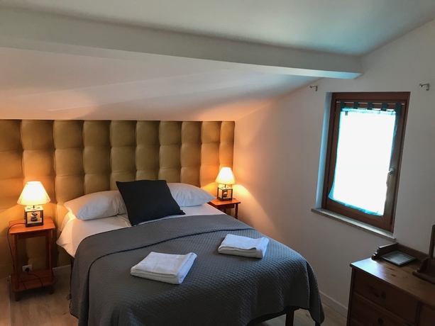 Imagen de la habitación del Hotel La Bastide, LE LAVANDOU. Foto 16