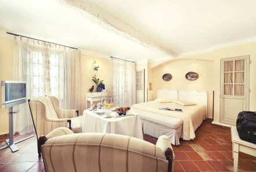 Imagen de la habitación del Hotel La Bastide Saint Antoine. Foto 11