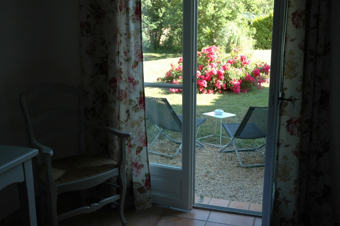 Imagen de los exteriores del Hotel La Bastide Saint Martin. Foto 8