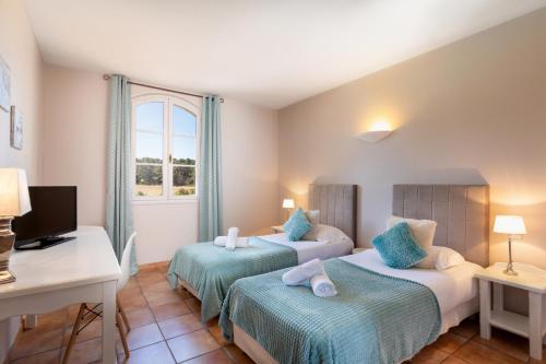 Imagen de la habitación del Hotel La Bastide Saint Martin. Foto 6