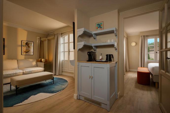 Imagen de la habitación del Hotel La Bastide de Mougins, a Tribute Portfolio. Foto 7