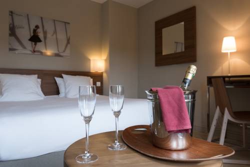 Imagen de la habitación del Hotel La Bégude Saint Pierre. Foto 9