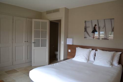 Imagen de la habitación del Hotel La Bégude Saint Pierre. Foto 14