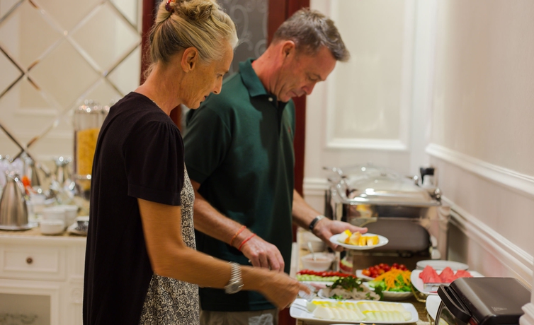 Imagen del bar/restaurante del Hotel La Beaute De Hanoi. Foto 9