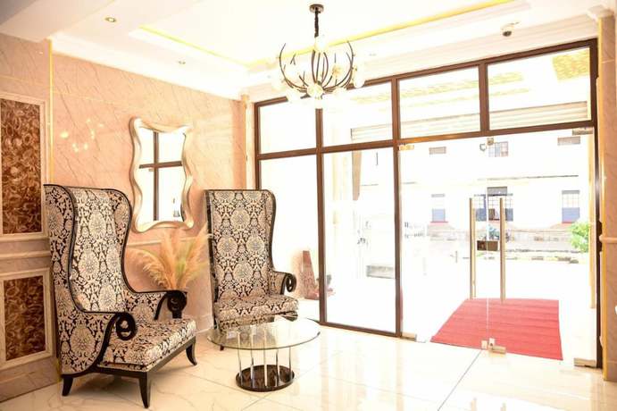 Imagen de los interiores del Hotel La Beila Meru. Foto 15