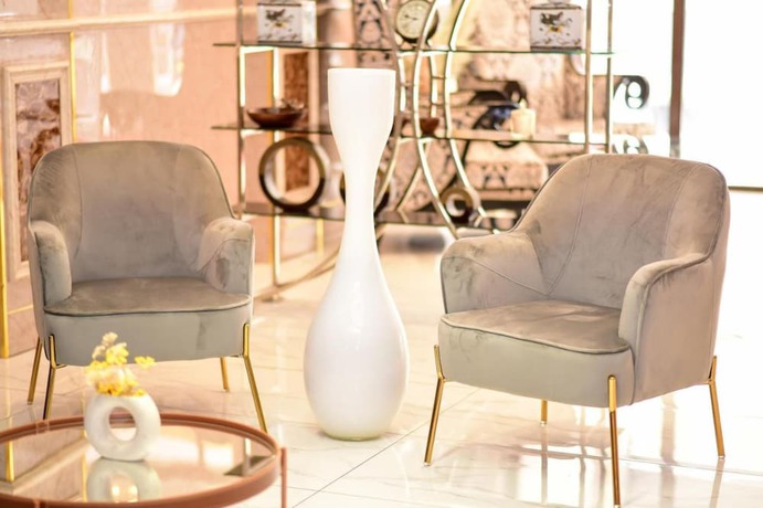Imagen de los interiores del Hotel La Beila Meru. Foto 17