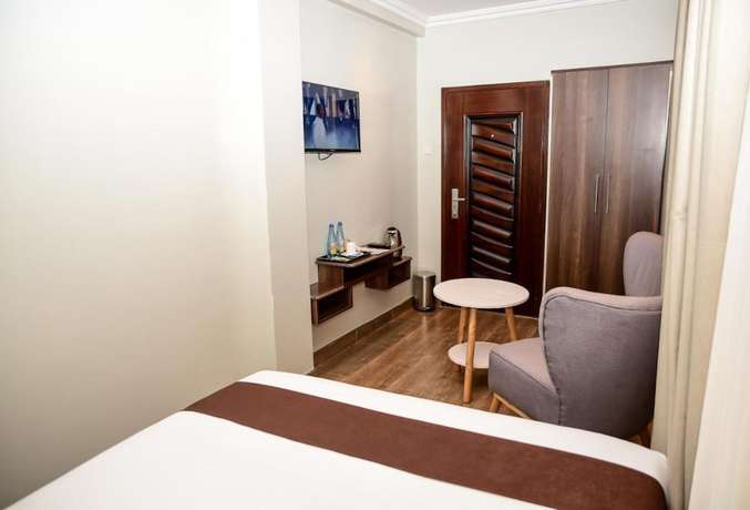 Imagen de la habitación del Hotel La Beila Meru. Foto 12