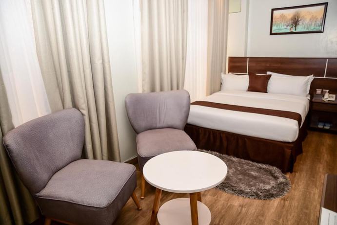 Imagen de la habitación del Hotel La Beila Meru. Foto 13