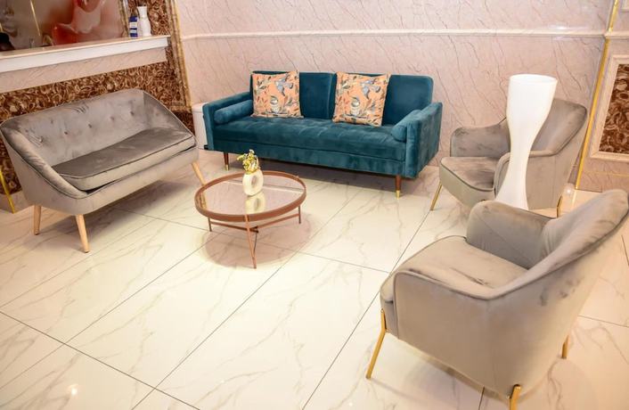 Imagen de los interiores del Hotel La Beila Meru. Foto 20