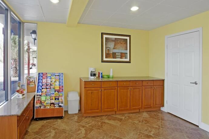 Imagen general del Hotel La Bella Inn. Foto 5