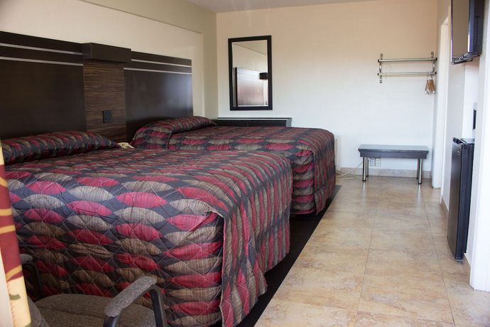 Imagen de la habitación del Hotel La Bella Oceanfront Inn. Foto 11