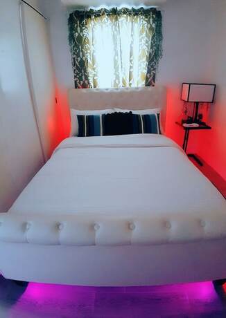 Imagen de la habitación del Hotel La Bella Tagaytay Residences. Foto 28