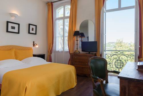 Imagen de la habitación del Hotel La Bellaudiere. Foto 8