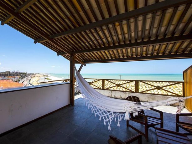 Imagen general del Hotel La Belle Beach Hotel. Foto 6