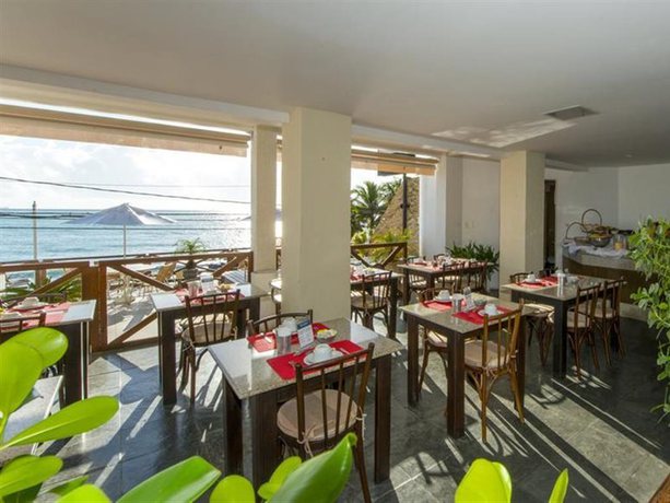 Imagen general del Hotel La Belle Beach Hotel. Foto 15