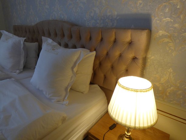 Imagen de la habitación del Hotel La Belle Croix. Foto 13