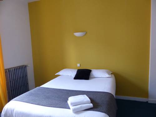 Imagen de la habitación del Hotel La Belle Etoile, Saint Nazaire. Foto 4