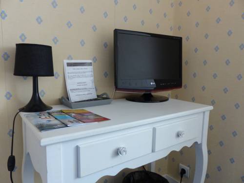 Imagen de la habitación del Hotel La Belle Etoile, Saint Nazaire. Foto 5