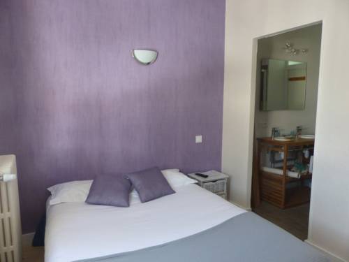 Imagen de la habitación del Hotel La Belle Etoile, Saint Nazaire. Foto 9