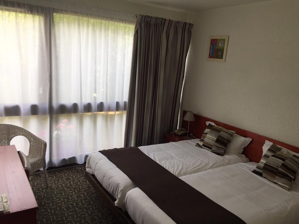 Imagen de la habitación del Hotel La Belle Poule. Foto 17