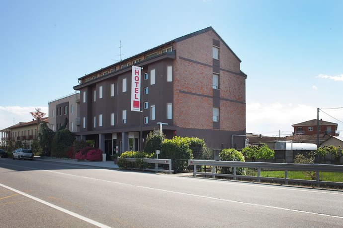 Imagen general del Hotel La Bettola. Foto 1